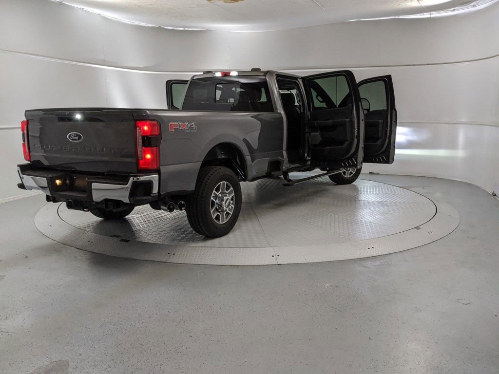 New 2025 Ford F350 Lariat w/ Lariat Ultimate Package image 10
