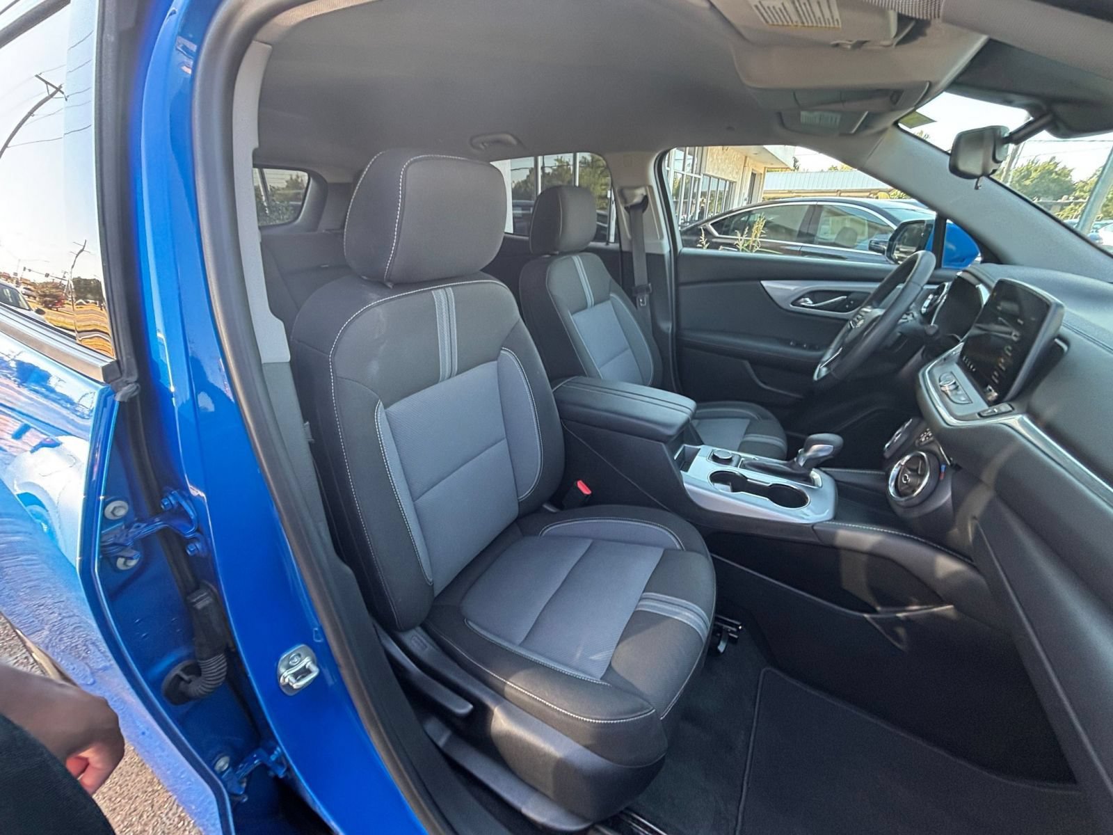 Used 2026 Chevrolet Blazer LT FWD image 37