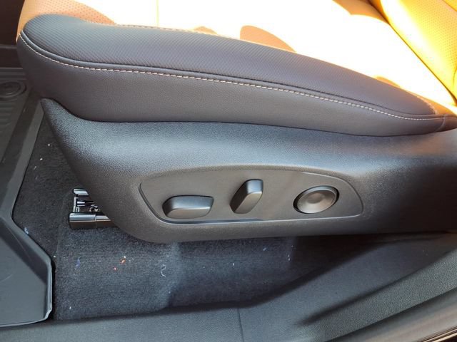 New 2027 Chevrolet Traverse Z71 w/ Driver Confidence Package AWD/4WD image 7