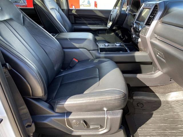 Used 2020 Ford Expedition Platinum image 30