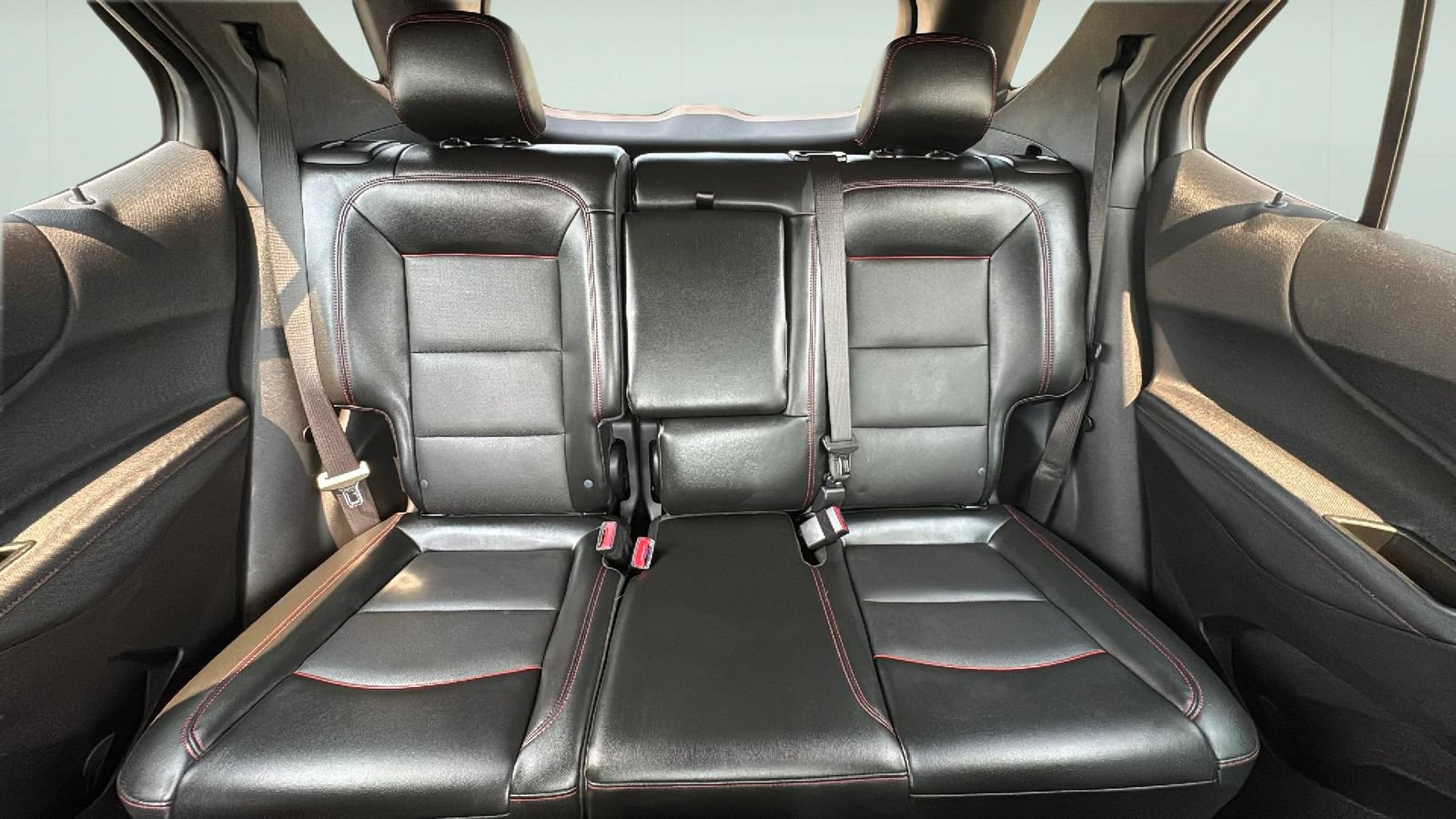Used 2023 Chevrolet Equinox RS w/ RS Leather Package FWD image 27
