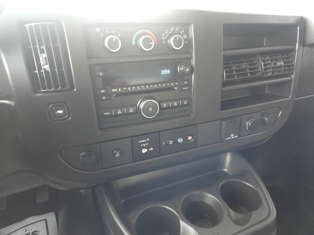 Used 2020 Chevrolet Express 3500 w/ Power Convenience Package RWD image 25