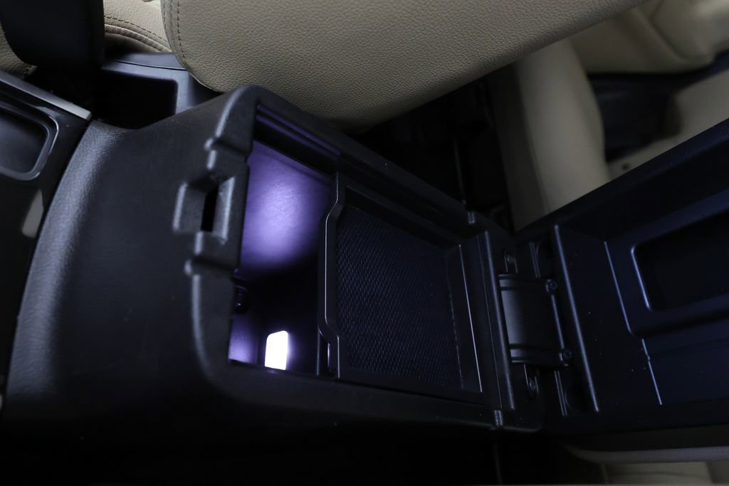 Used 2018 Mitsubishi Outlander SEL FWD image 36