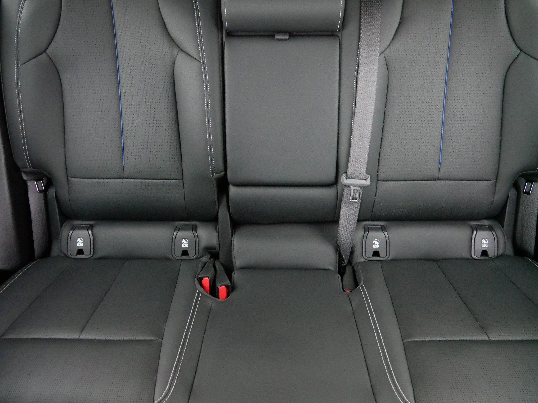 Certified 2024 Cadillac Lyriq Luxury w/ LPO, Floor Liner Package image 13