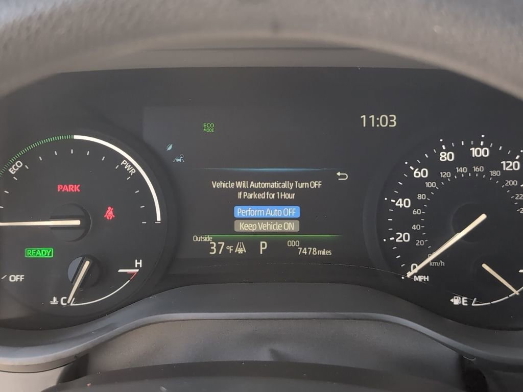 Used 2025 Toyota Sienna LE image 17