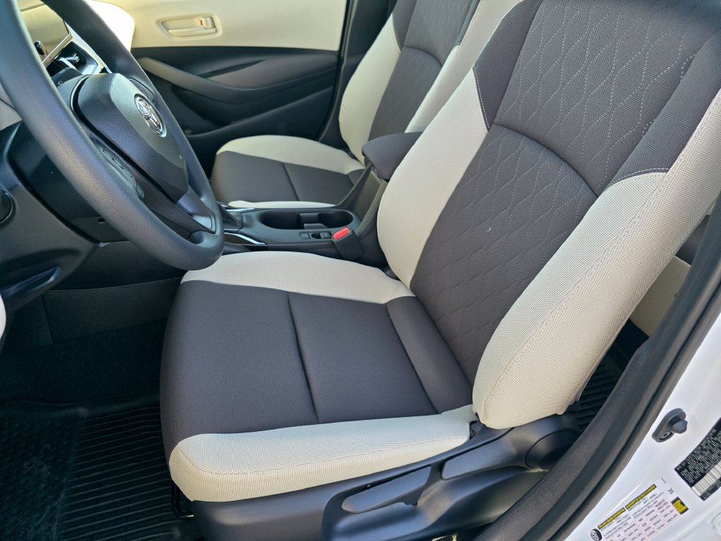 New 2027 Toyota Corolla LE FWD image 19