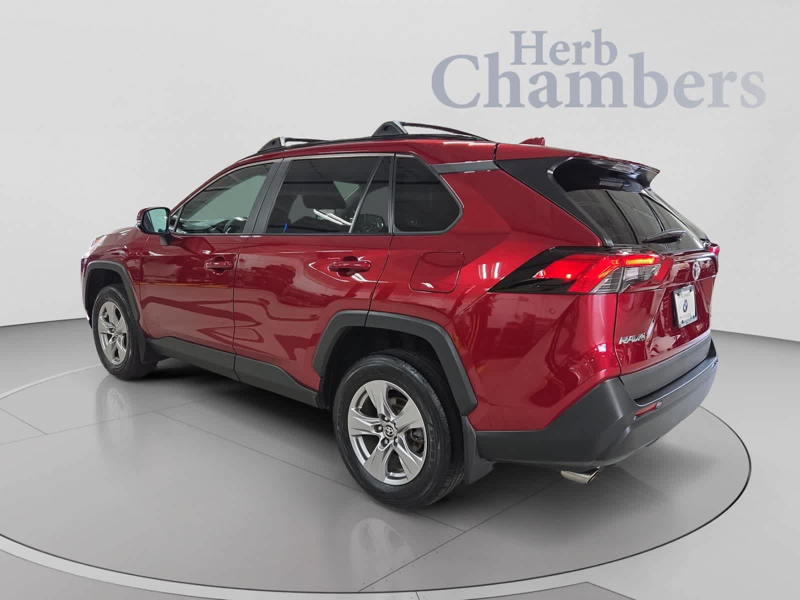 Used 2023 Toyota RAV4 XLE w/ Convenience Package AWD/4WD image 3
