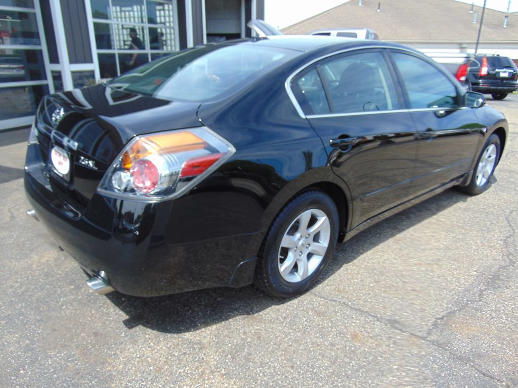 Used 2008 Nissan Altima 2.5 SL w/ SL Pkg FWD image 9