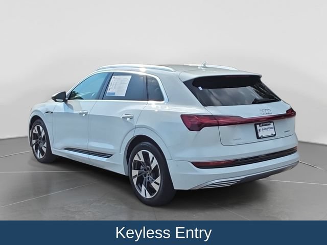 Used 2023 Audi e-tron Premium Plus w/ Premium Plus Package AWD/4WD image 6