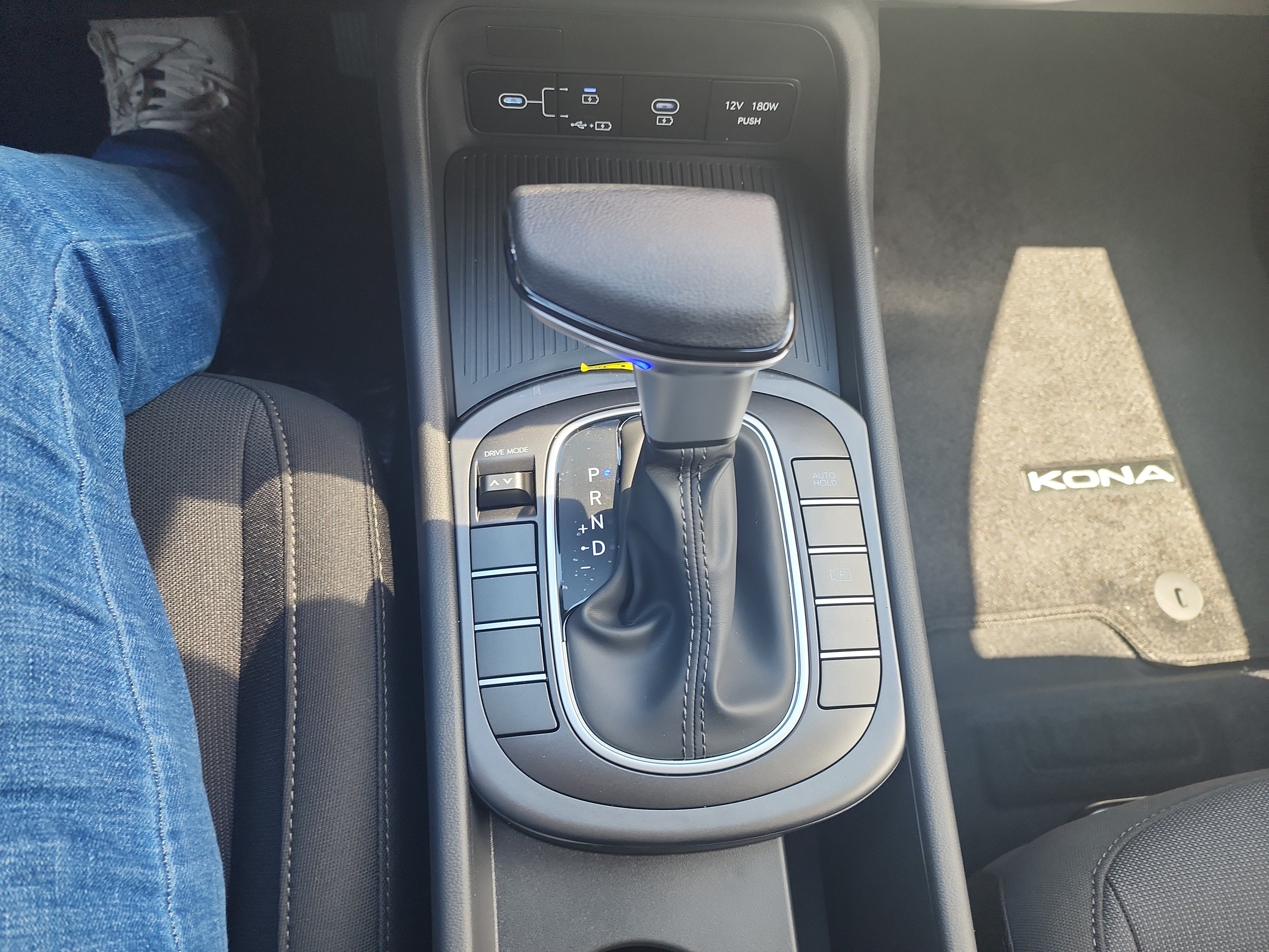 New 2027 Hyundai Kona SE FWD image 26