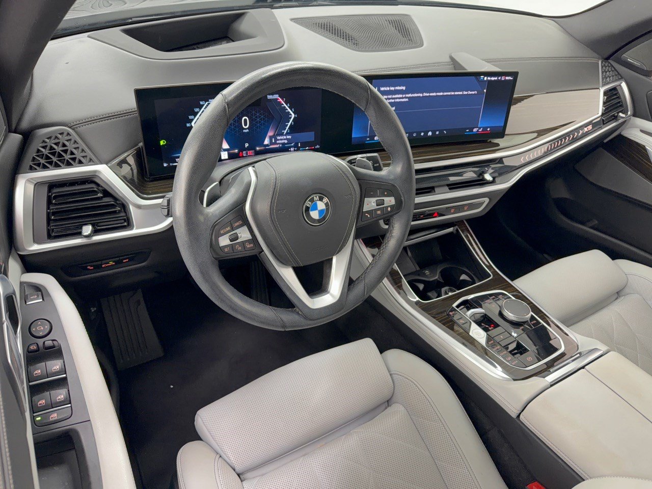 Used 2024 BMW X5 xDrive40i w/ Premium Package AWD/4WD image 4