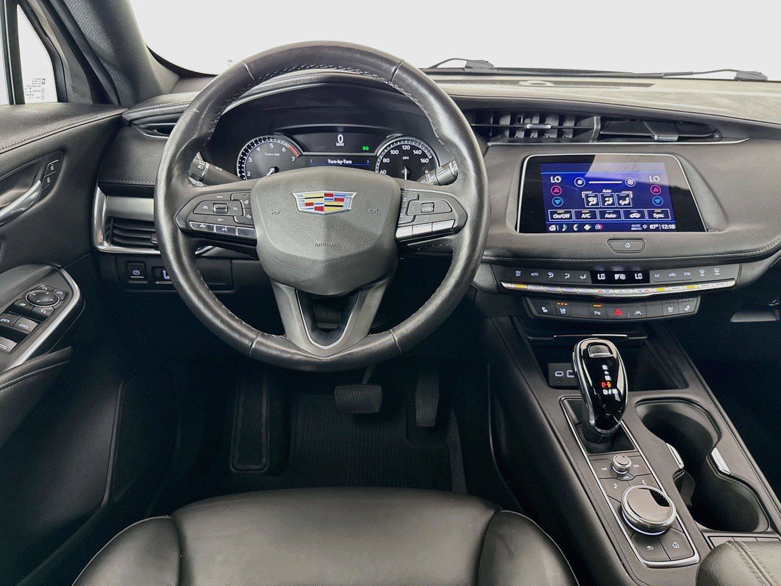 Used 2023 Cadillac XT4 Premium Luxury FWD image 10