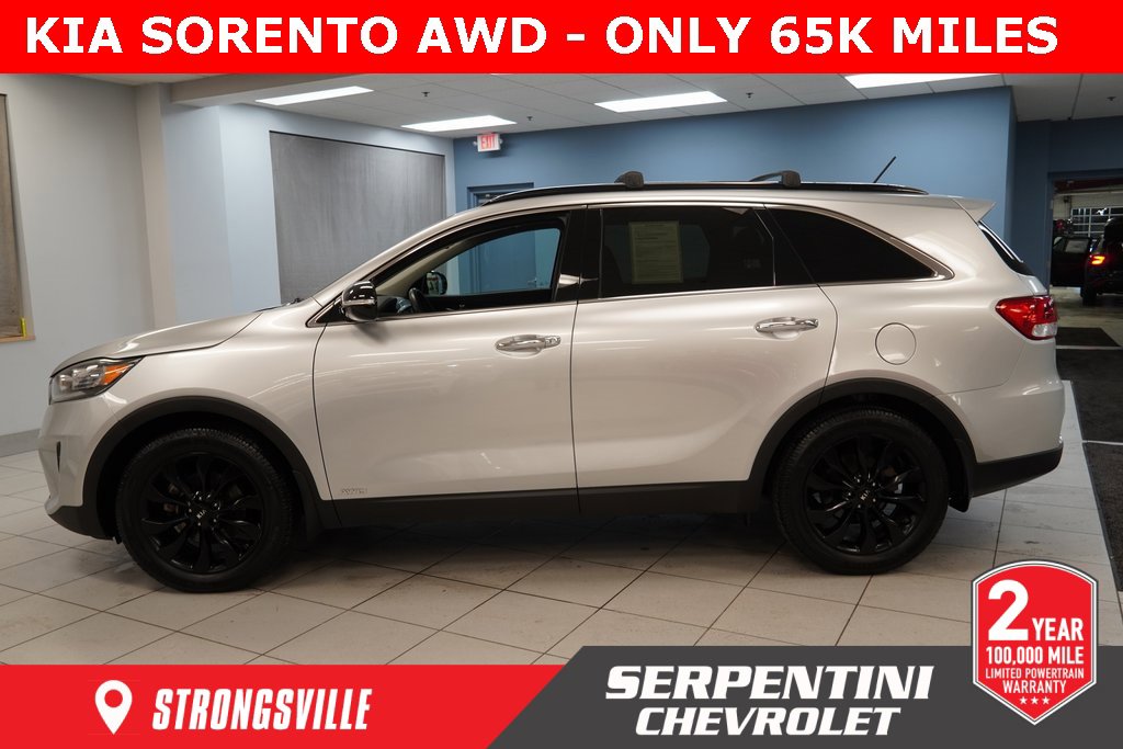 Used 2019 Kia Sorento S image 2