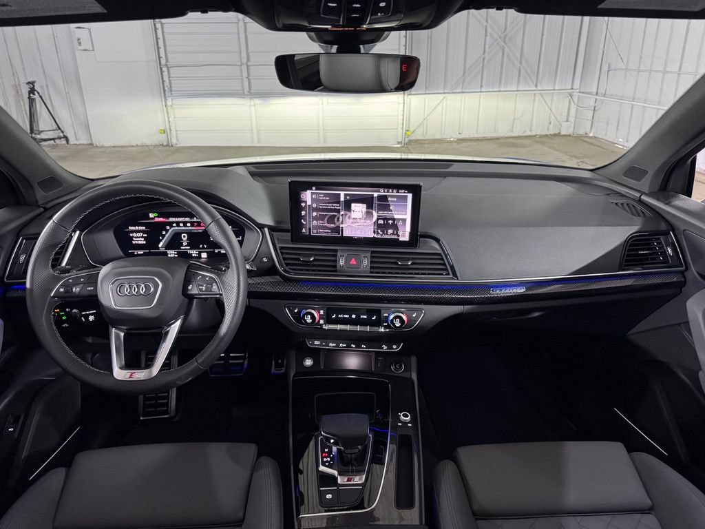 Used 2024 Audi SQ5 Prestige AWD/4WD image 25