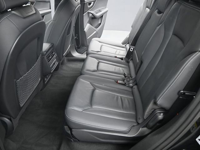 Used 2025 Audi Q7 3.0T Premium Plus image 23