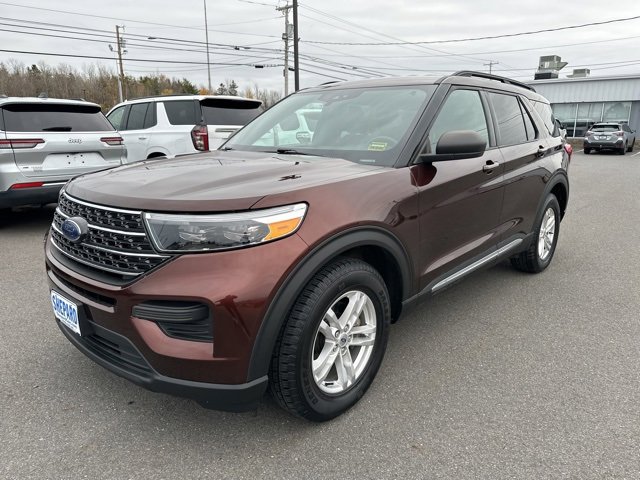 Used 2020 Ford Explorer XLT w/ Comfort Package image 3