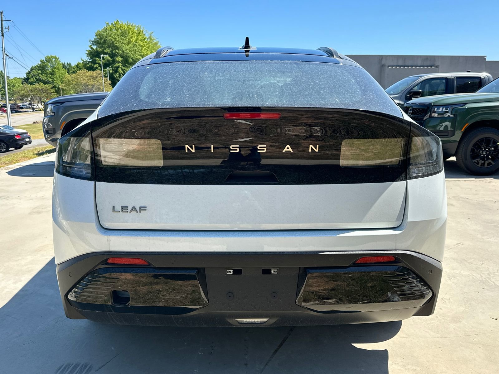 New 2026 Nissan Leaf Platinum+ FWD image 4