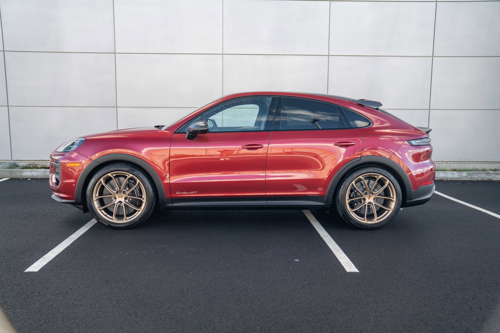 New 2026 Porsche Cayenne Turbo GT AWD/4WD image 2