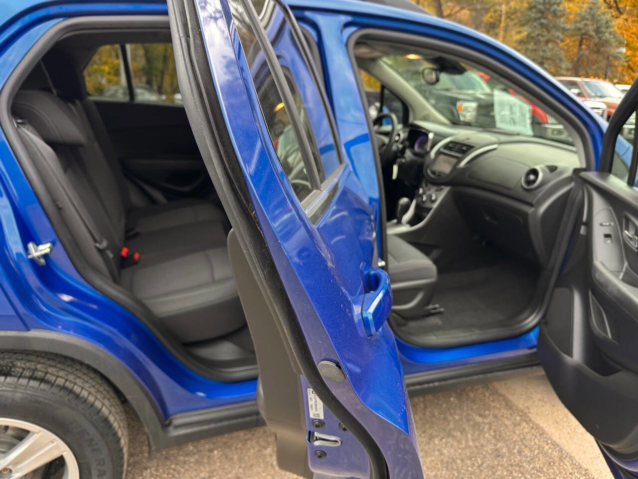 Used 2016 Chevrolet Trax LT image 8