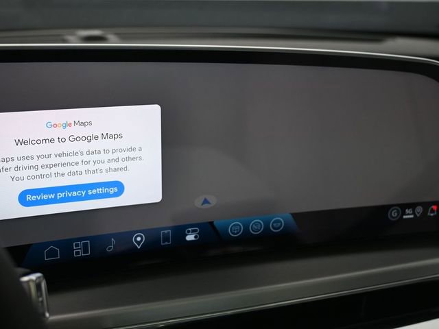 New 2025 Cadillac Lyriq Sport image 21