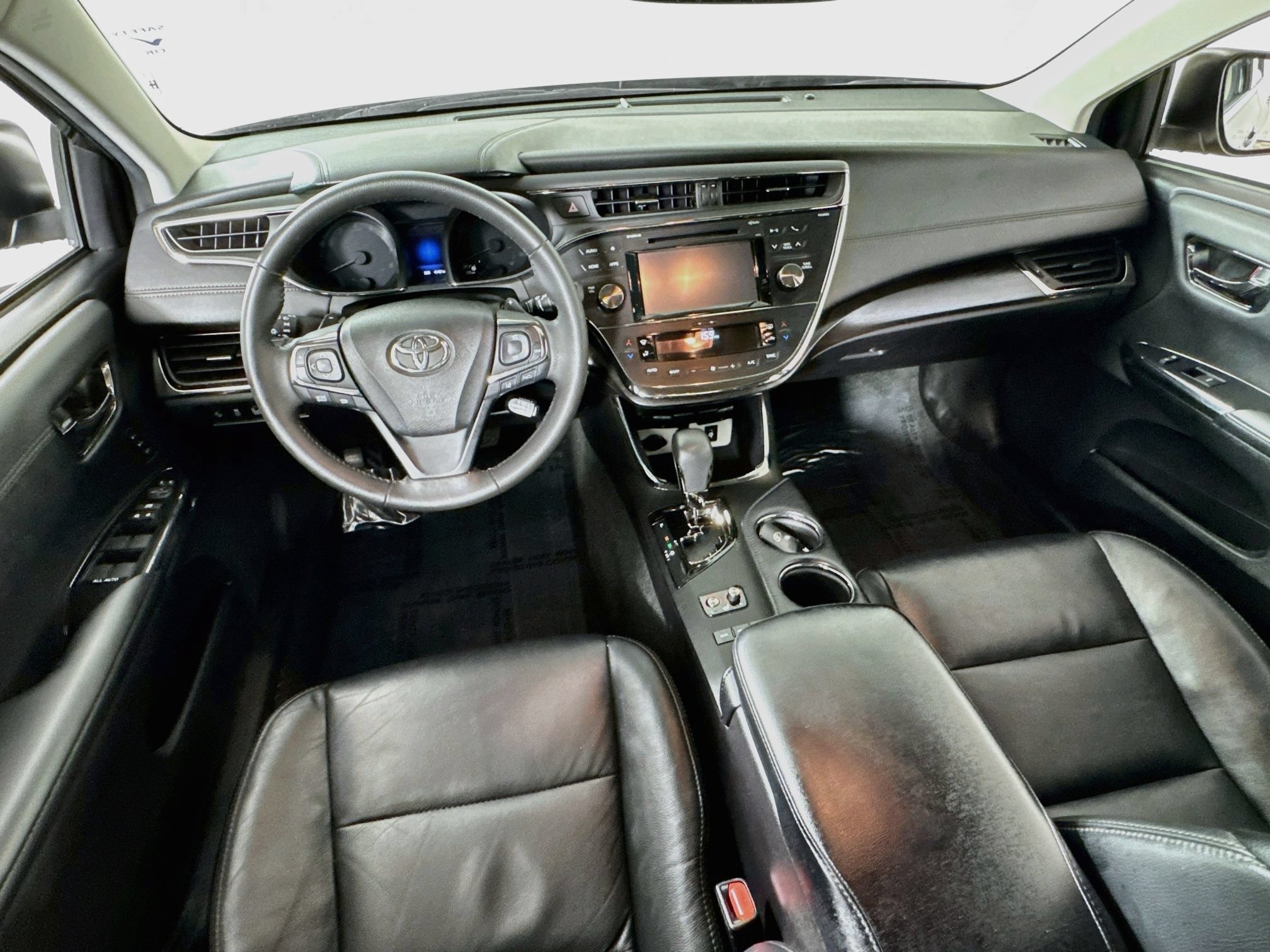 Certified 2018 Toyota Avalon XLE Premium w/ Carpet Mat Package FWD image 20