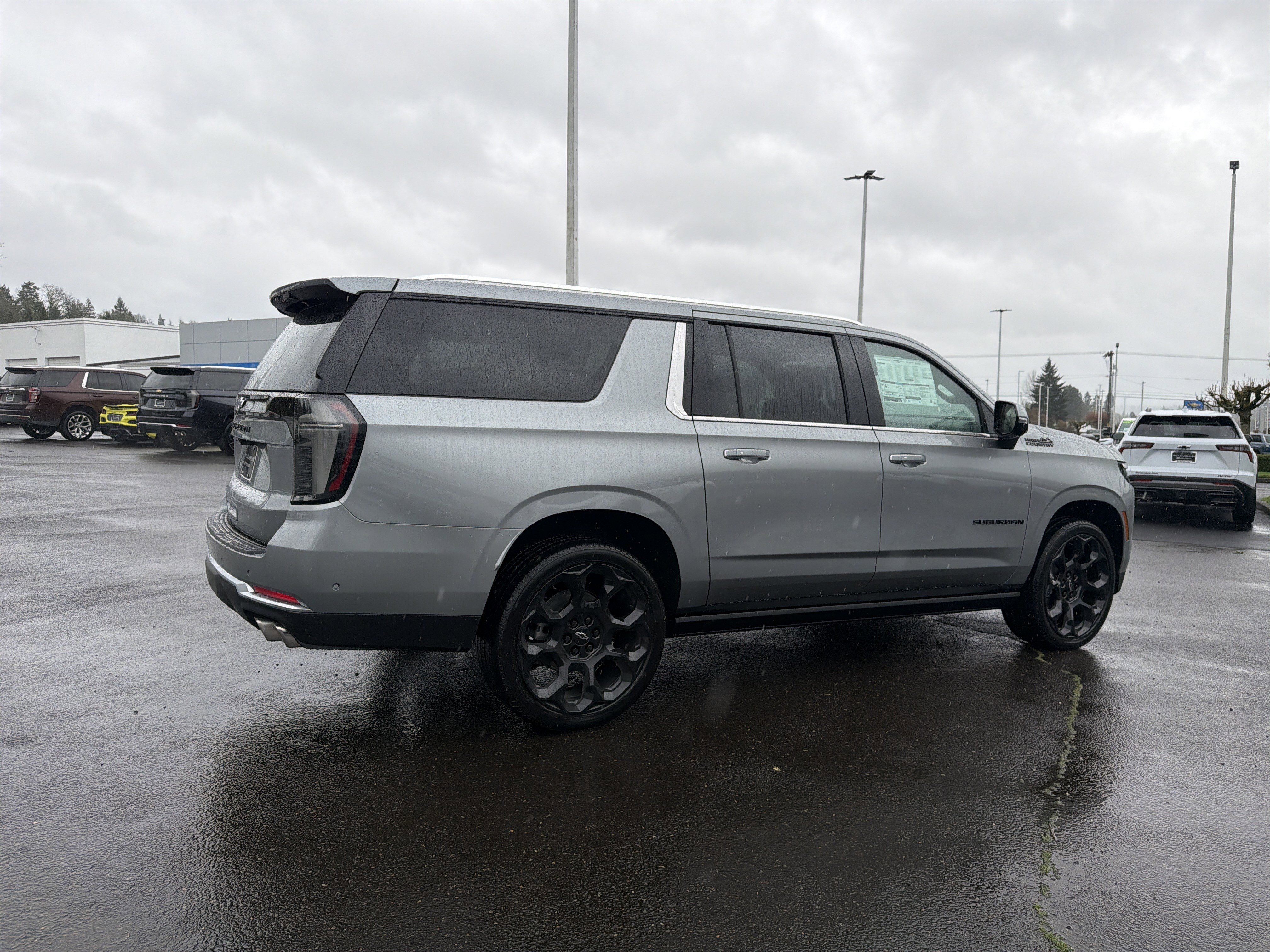New 2026 Chevrolet Suburban High Country image 6
