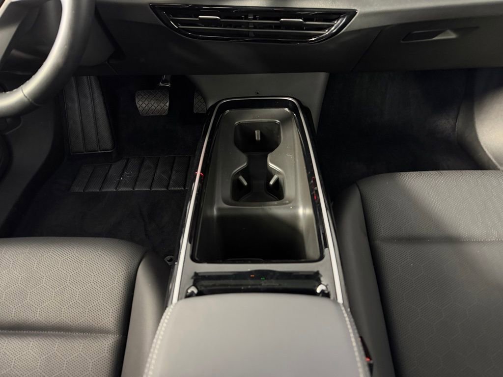 Used 2023 Volkswagen ID.4 Pro S AWD/4WD image 16