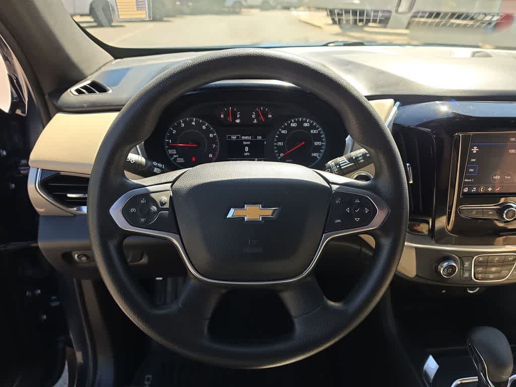 Used 2023 Chevrolet Traverse LS AWD/4WD image 14