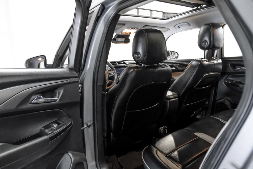 Used 2021 Chevrolet TrailBlazer LT w/ Sun and Liftgate Package FWD image 37