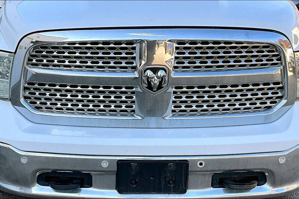 Used 2017 RAM 1500 Laramie image 32