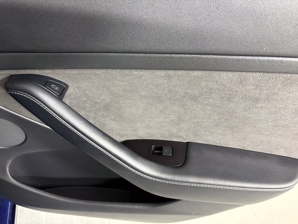 Used 2022 Tesla Model 3 RWD image 15
