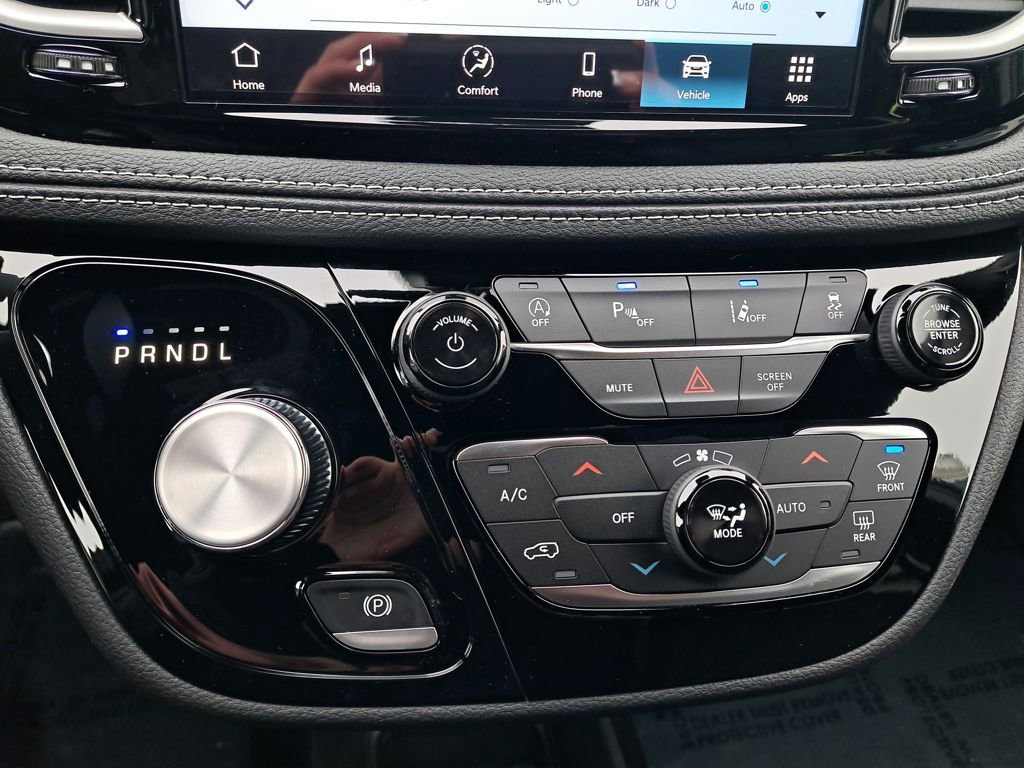 New 2026 Chrysler Pacifica Select FWD image 22