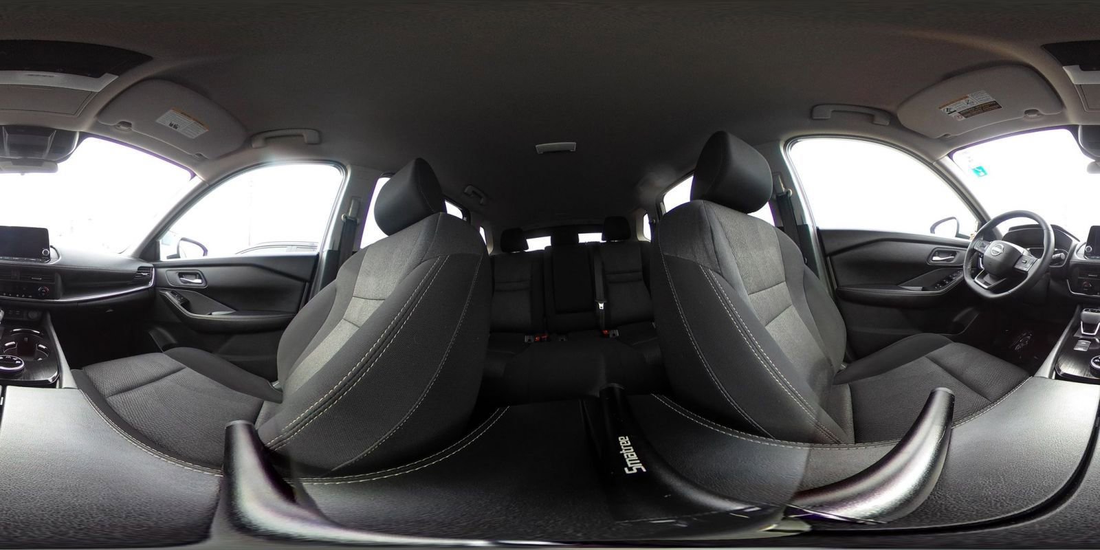 Used 2025 Nissan Rogue SV image 44