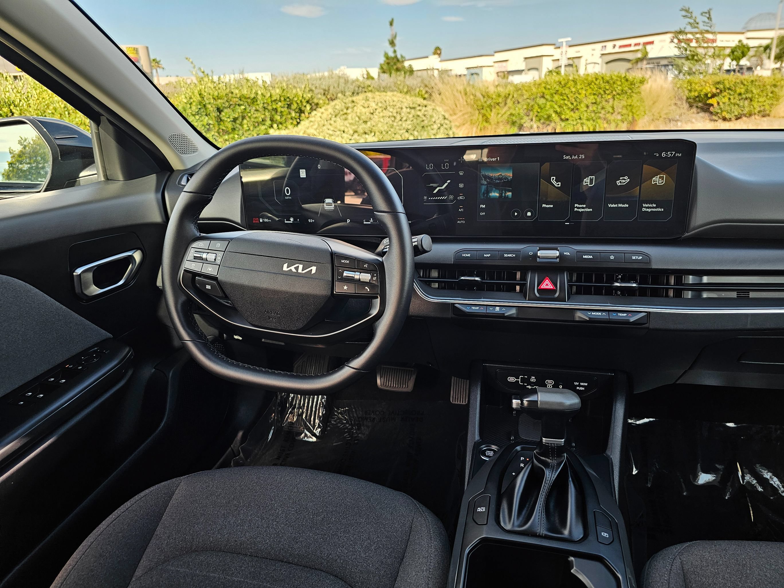 Used 2025 Kia K4 EX FWD image 27