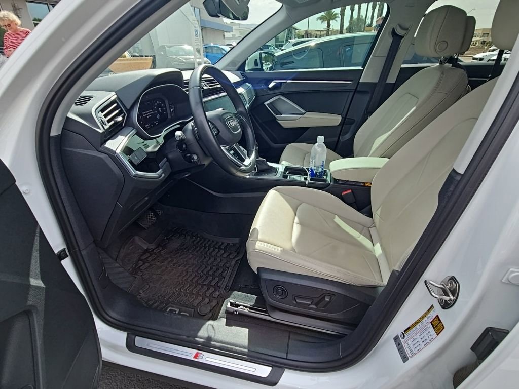 Used 2022 Audi Q3 2.0T Premium AWD/4WD image 9