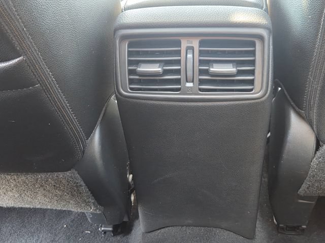 Used 2016 Nissan Rogue SL w/ SL Premium Package FWD image 18