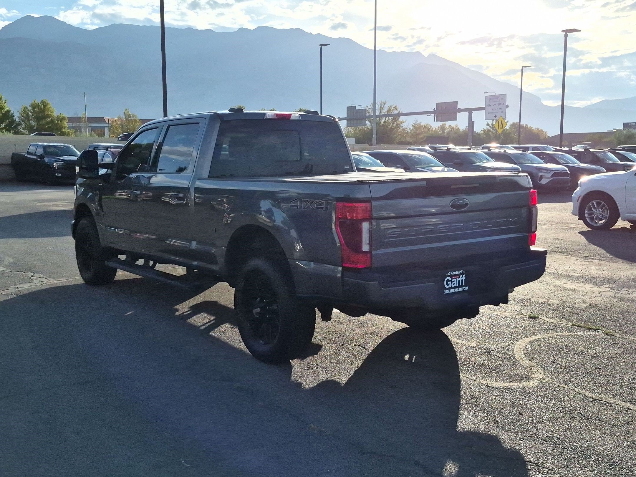 Used 2022 Ford F350 Lariat w/ Black Appearance Package AWD/4WD image 8