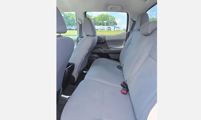 Used 2023 Toyota Tacoma SR AWD/4WD image 8