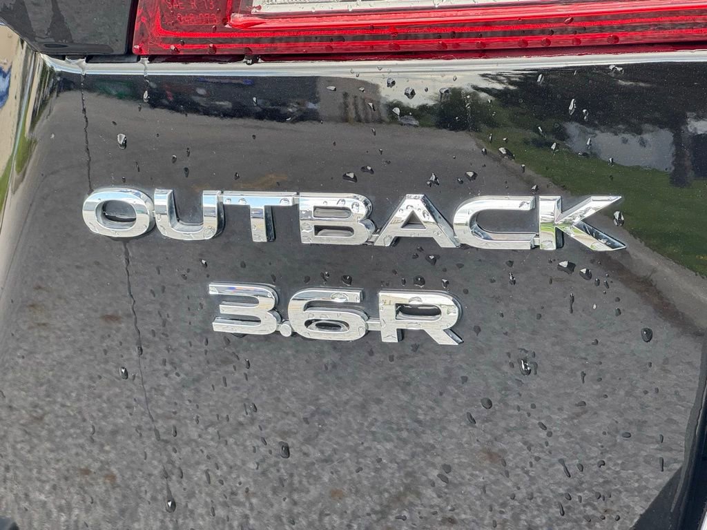 Used 2019 Subaru Outback 3.6R Touring AWD/4WD image 10