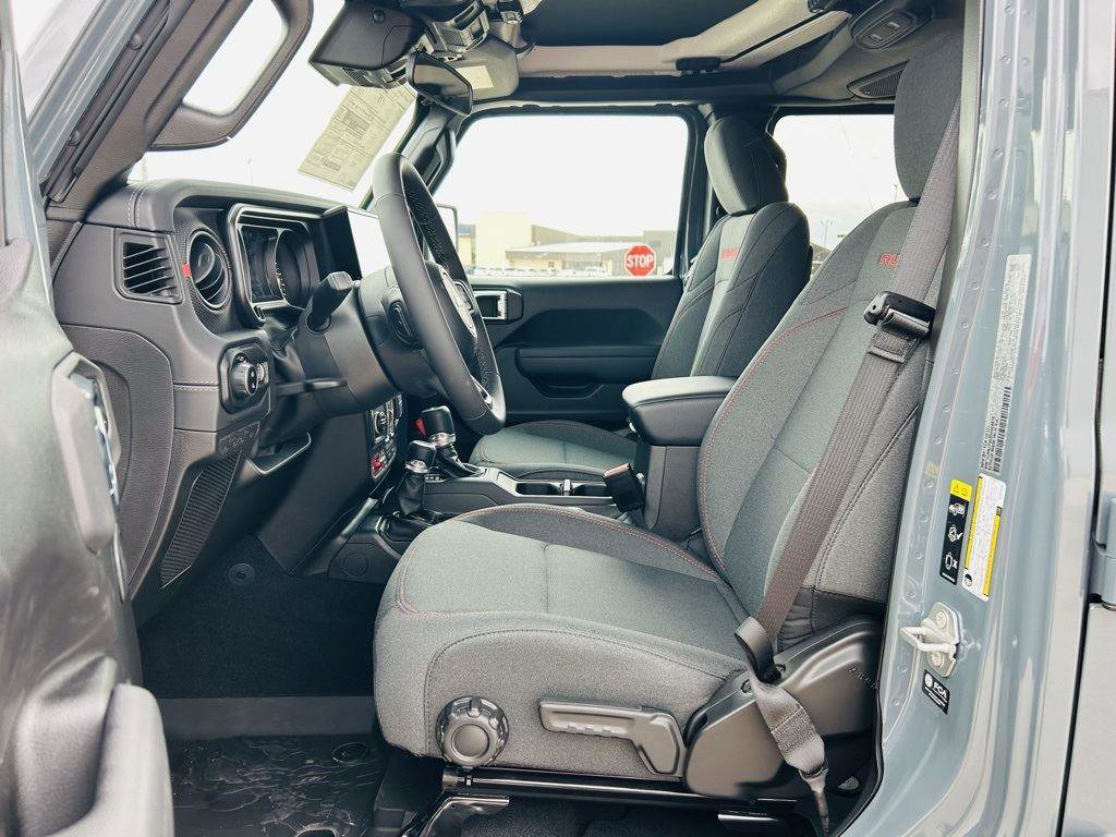 New 2025 Jeep Gladiator Rubicon image 3