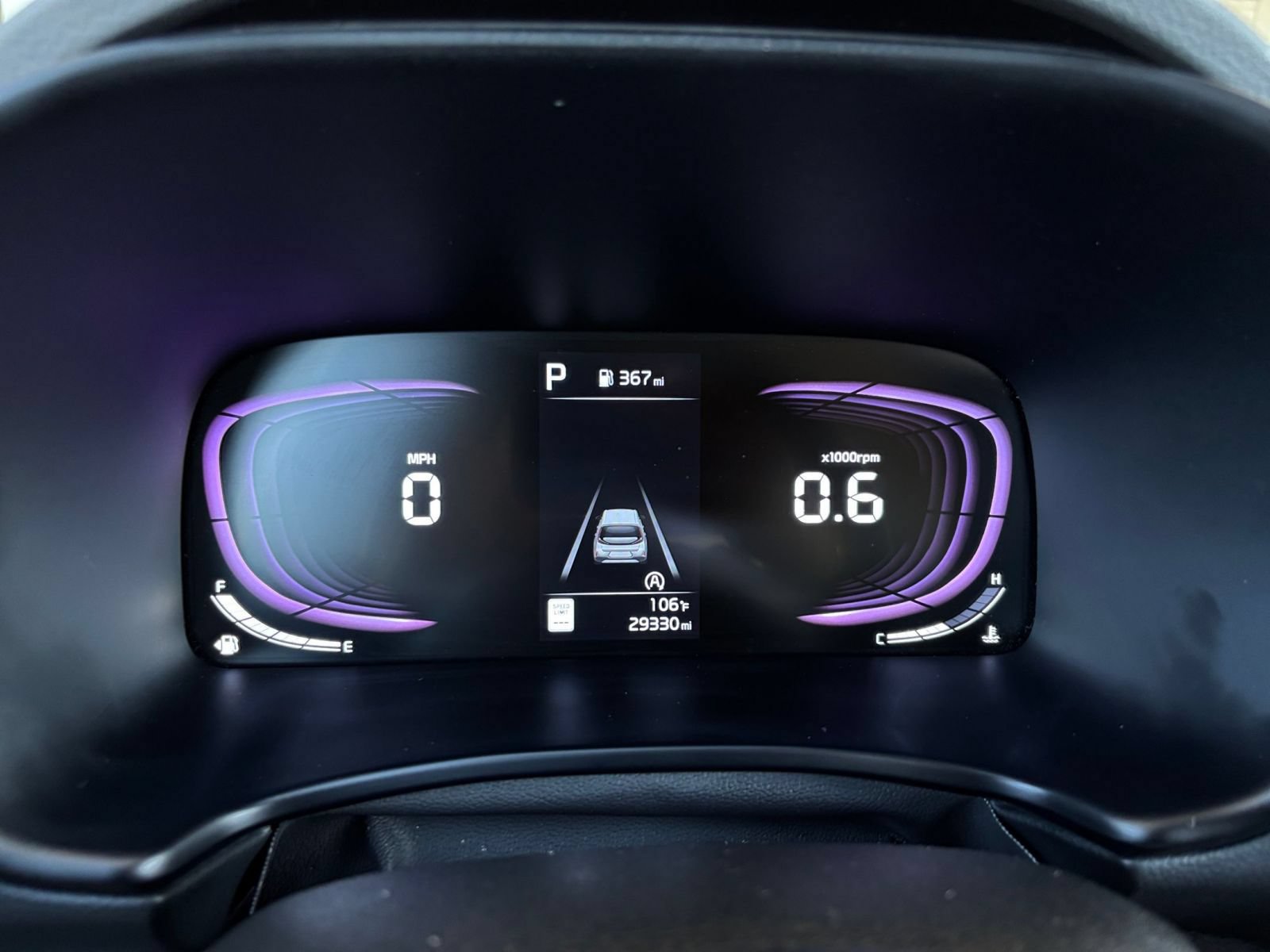 Used 2025 Kia Soul LX w/ LX Technology Package FWD image 33