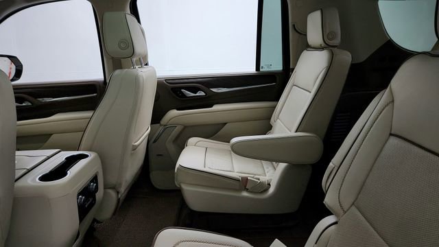 Used 2022 GMC Yukon XL Denali image 18