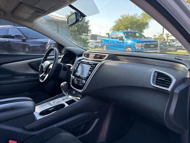 Used 2018 Nissan Murano SV FWD image 10