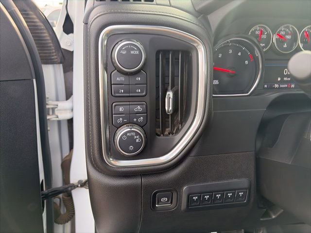 Used 2021 Chevrolet Silverado 3500 LT w/ Convenience Package image 14