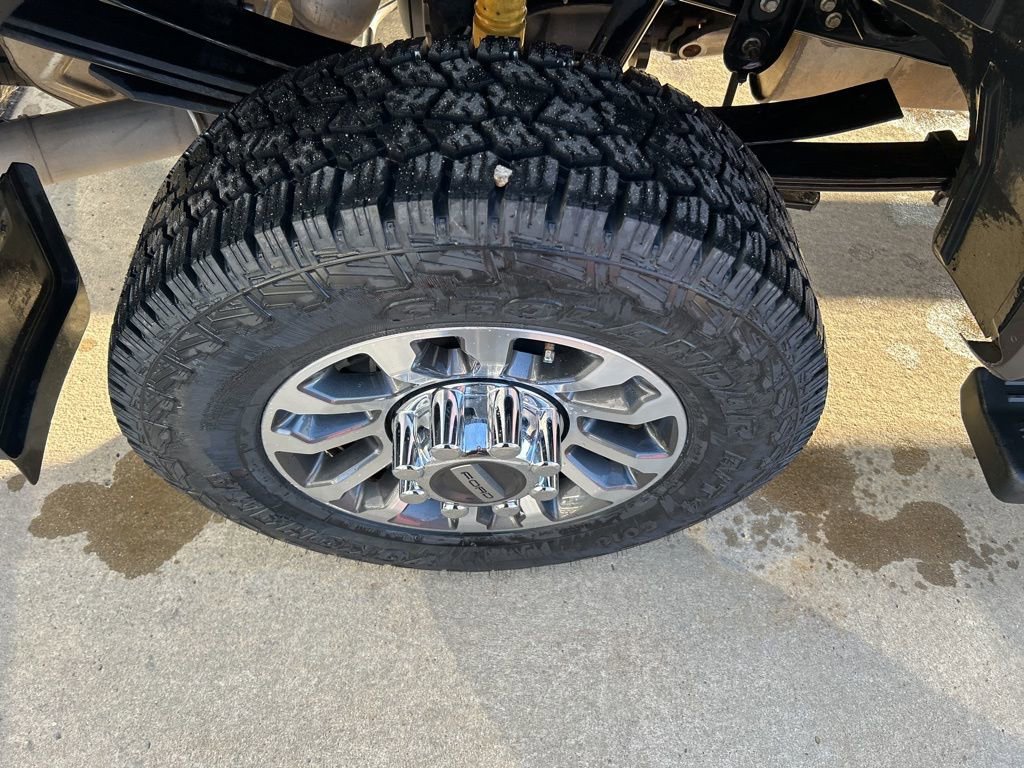 Used 2022 Ford F250 Lariat w/ Lariat Ultimate Package image 28