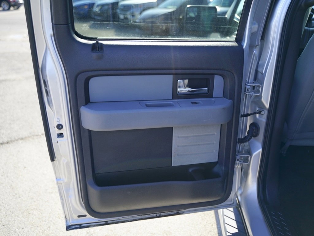 Used 2012 Ford F150 XLT w/ XLT Chrome Pkg image 20