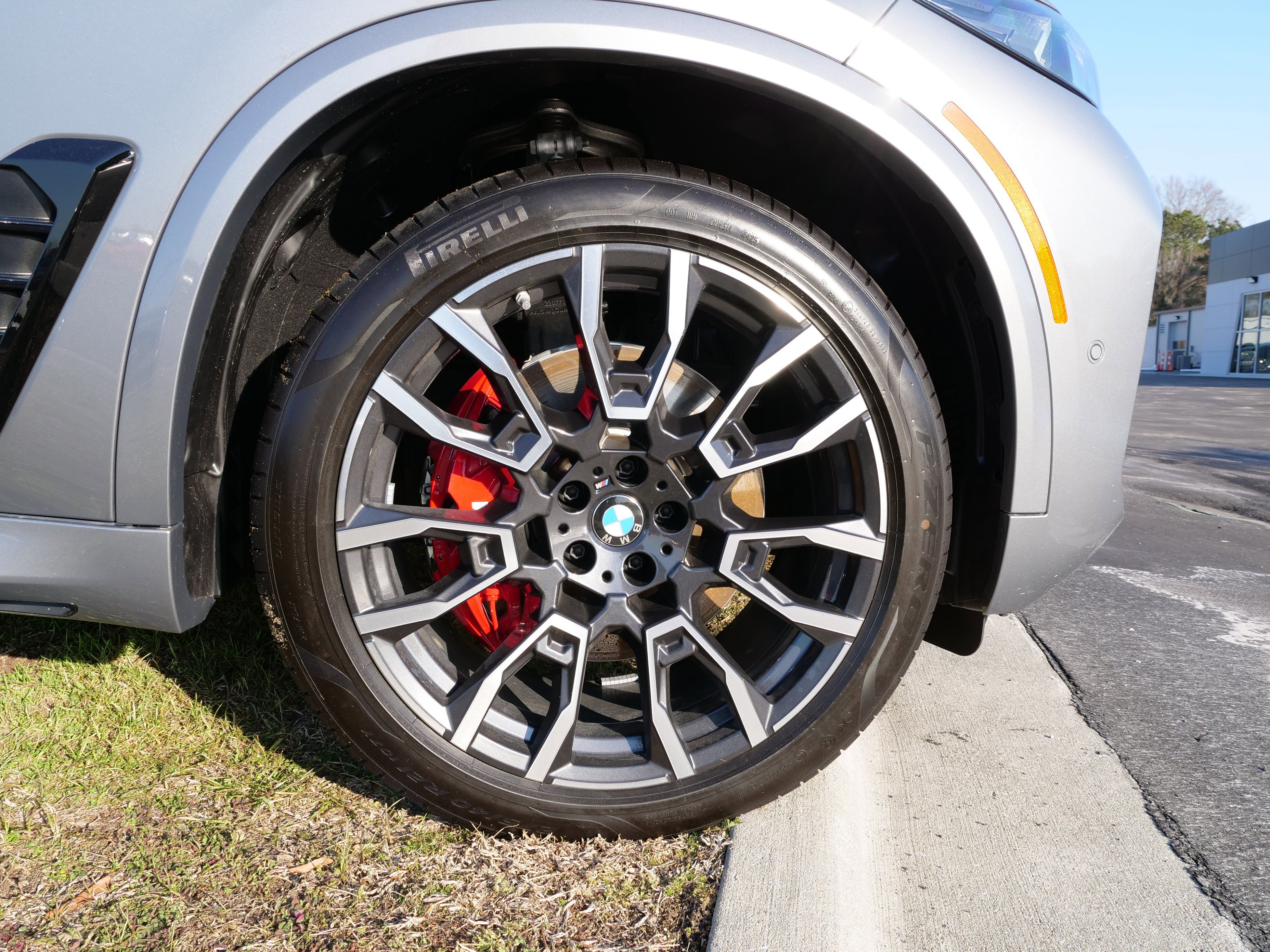 New 2026 BMW X5 xDrive40i w/ M Sport Package image 9