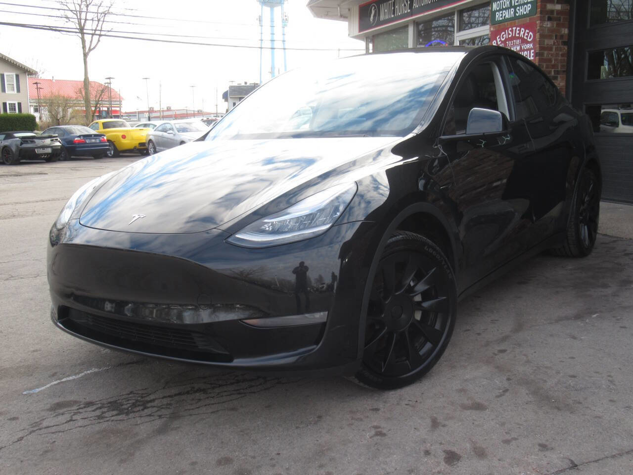 Used 2020 Tesla Model Y Long Range image 33
