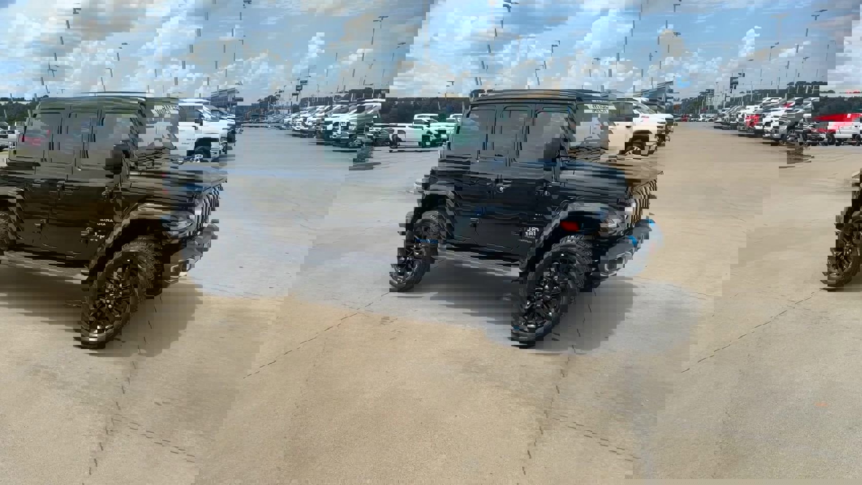 New 2023 Jeep Wrangler Sahara image 3