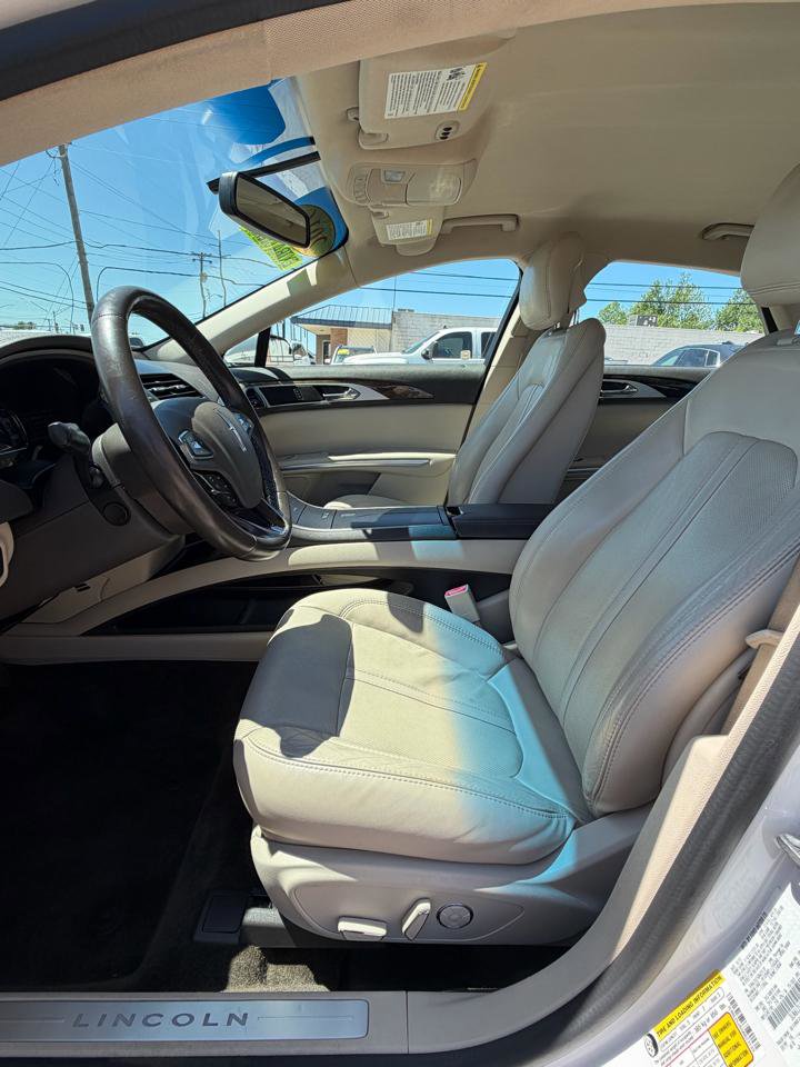 Used 2016 Lincoln MKZ Hybrid w/ Equipment Group 600A Reserve FWD image 9